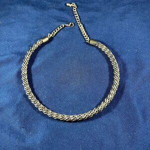 Vintage Twisted Rope Chain Gold-Tone Choker Necklace With Lobster Clasp
